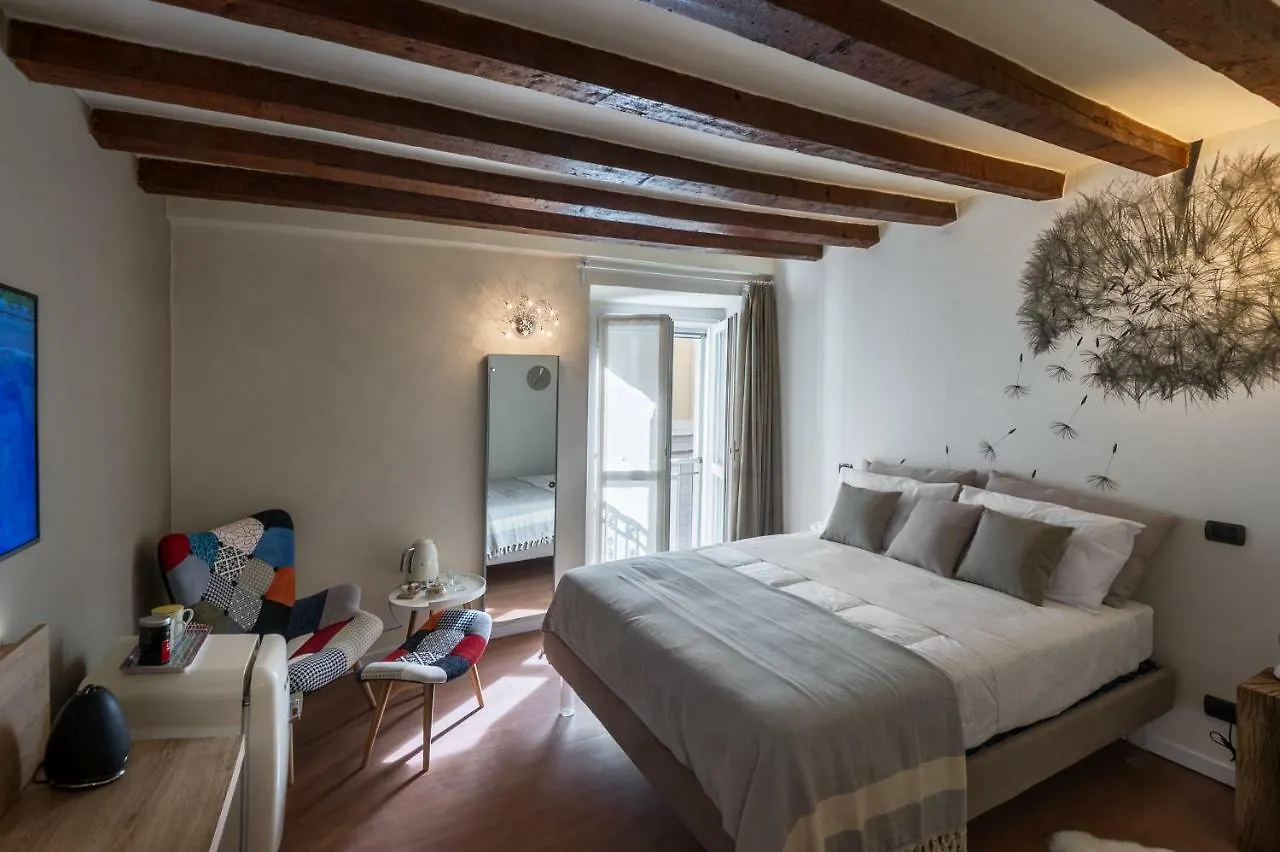 Moscova Luxury B&B Milão Alojamento de Acomodação e Pequeno-almoço